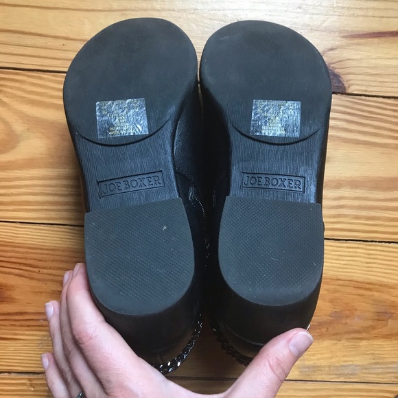 Joe Boxer Black Chain Ankle Boots, EUC, 8 - Picture 11 of 11